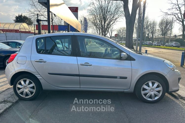 Renault Clio III 1.2 80 EXPRESSION - <small></small> 5.995 € <small>TTC</small> - #16
