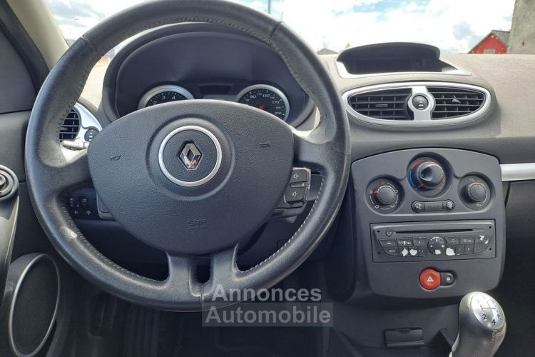 Renault Clio III 1.2 i eco2 75 cv - <small></small> 3.990 € <small>TTC</small> - #4