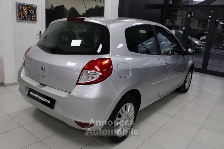 Renault Clio III 1.2 TCE 100CH DYNAMIQUE 3P - <small></small> 5.990 € <small>TTC</small> - #4