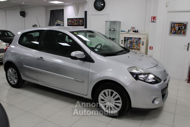 Renault Clio III 1.2 TCE 100CH DYNAMIQUE 3P - <small></small> 5.990 € <small>TTC</small> - #10