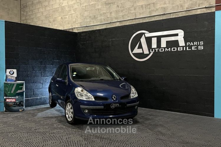 Renault Clio III 1.2 TCE 100CH INITIALE 5P - <small></small> 3.990 € <small>TTC</small> - #1