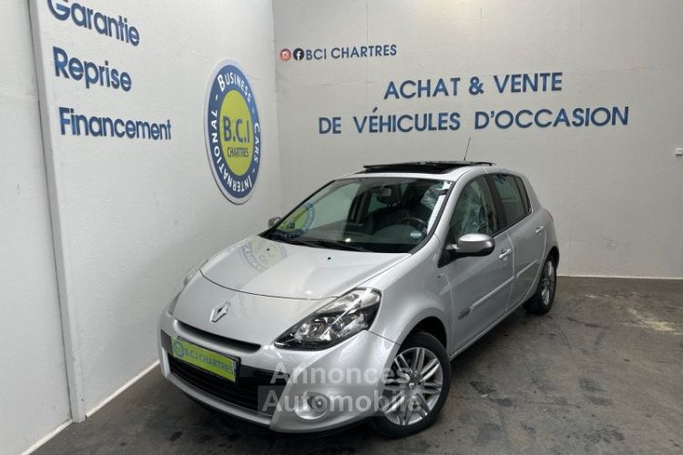 Renault Clio III 1.2 TCE 100CH NIGHT&DAY 5P - <small></small> 7.690 € <small>TTC</small> - #1