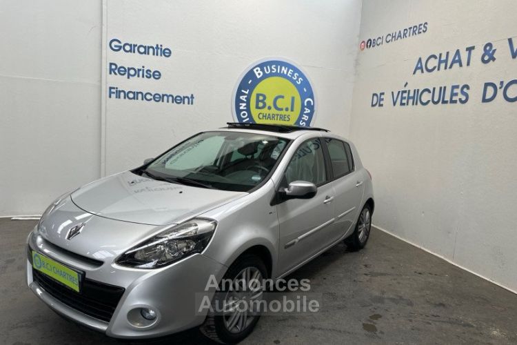 Renault Clio III 1.2 TCE 100CH NIGHT&DAY 5P - <small></small> 7.690 € <small>TTC</small> - #2