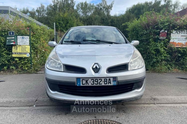 Renault Clio III 1.5 dCi 1461cm3 68cv  - <small></small> 3.500 € <small>TTC</small> - #2