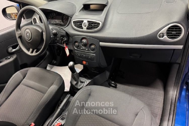 Renault Clio III 1.5 dCi 70 CV eco2 Expression - <small></small> 6.990 € <small>TTC</small> - #8