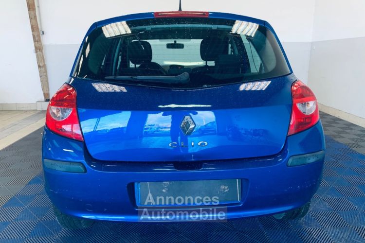 Renault Clio III 1.5 dCi 70 eco2 Authentique - <small></small> 4.490 € <small>TTC</small> - #3