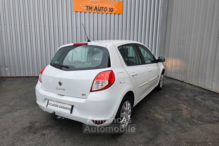 Renault Clio III 1.5 DCi 75CH BVM5 ALIZE 183Mkms 05-2012 - <small></small> 4.990 € <small>TTC</small> - #2