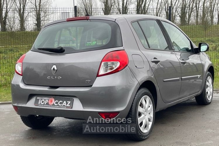 Renault Clio III 1.5 DCI 75CH DYNAMIQUE TOMTOM 5P * 80.000KM GARANTIE - <small></small> 6.490 € <small>TTC</small> - #3