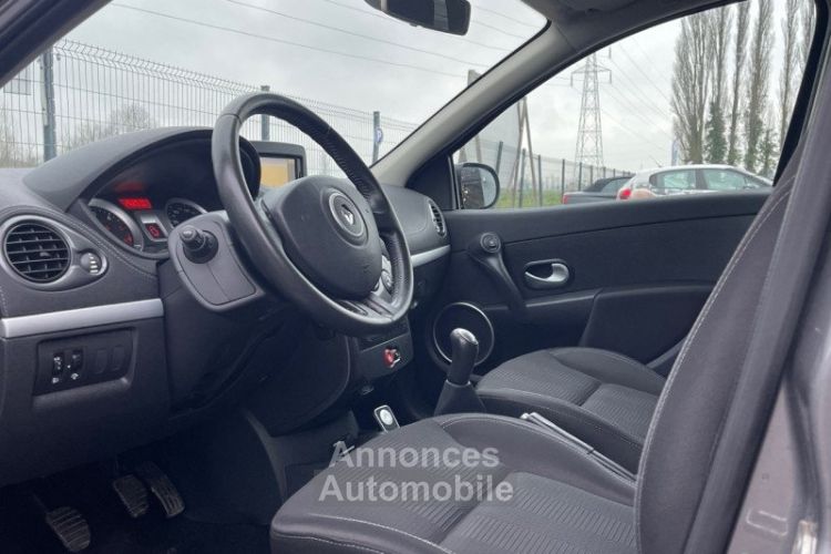 Renault Clio III 1.5 DCI 75CH DYNAMIQUE TOMTOM 5P * 80.000KM GARANTIE - <small></small> 6.490 € <small>TTC</small> - #10