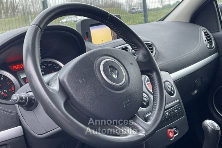 Renault Clio III 1.5 DCI 75CH DYNAMIQUE TOMTOM 5P * 80.000KM GARANTIE - <small></small> 6.490 € <small>TTC</small> - #11