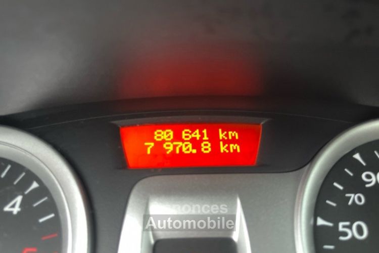 Renault Clio III 1.5 DCI 75CH DYNAMIQUE TOMTOM 5P * 80.000KM GARANTIE - <small></small> 6.490 € <small>TTC</small> - #20