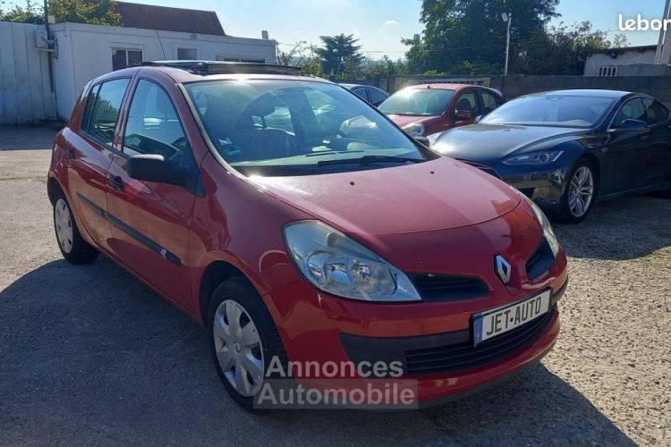 Renault Clio III 1.5 DCI 85 BV6 EXPRESSION - <small></small> 5.500 € <small>TTC</small> - #4