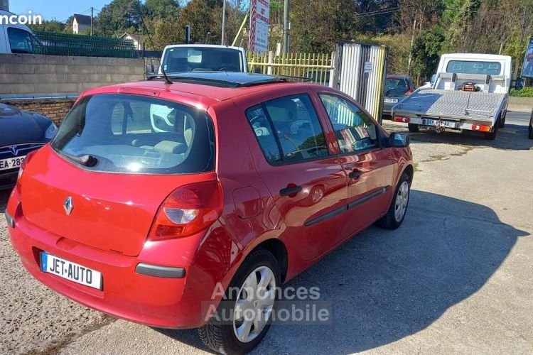 Renault Clio III 1.5 DCI 85 BV6 EXPRESSION - <small></small> 5.500 € <small>TTC</small> - #15