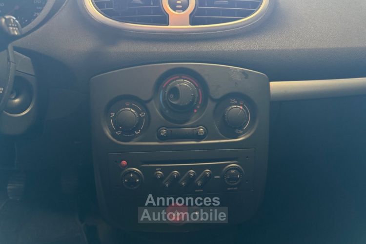 Renault Clio III 1.5 dCi 85 Dynamique - <small></small> 5.490 € <small>TTC</small> - #17