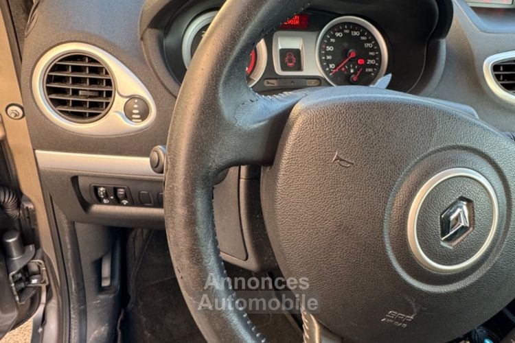 Renault Clio III 1.5 dCi 85 Dynamique - <small></small> 5.490 € <small>TTC</small> - #27