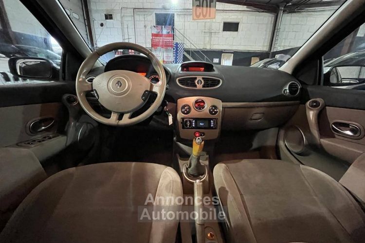 Renault Clio III 1.5 dCi 85ch Luxe Dynamique 5p - <small></small> 3.490 € <small>TTC</small> - #10