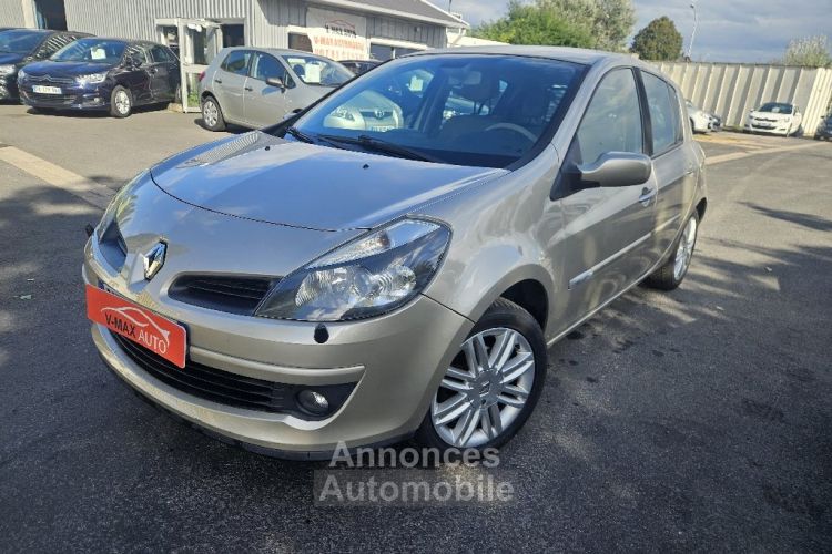 Renault Clio III 1.6 16V 110 Initiale - <small></small> 4.990 € <small>TTC</small> - #1