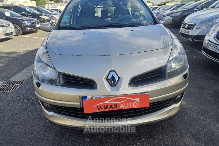 Renault Clio III 1.6 16V 110 Initiale - <small></small> 4.990 € <small>TTC</small> - #3