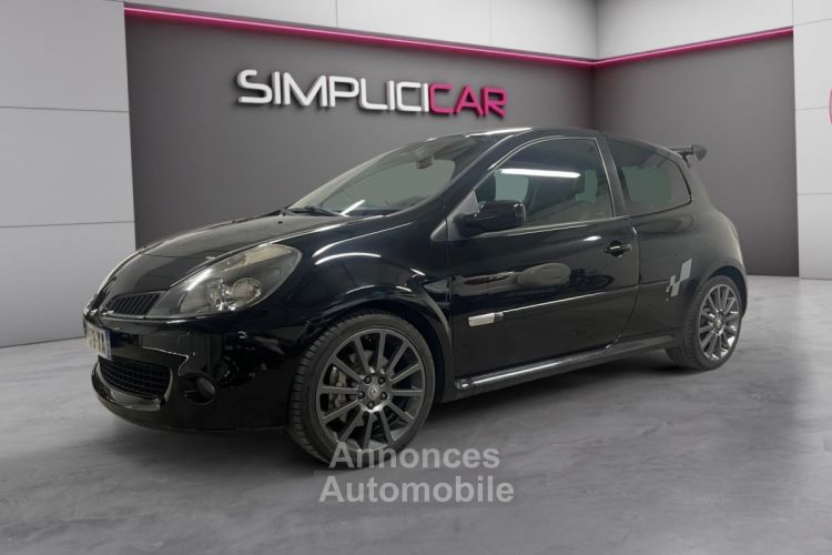 Renault Clio III 2.0 16V 200 Sport - <small></small> 11.490 € <small>TTC</small> - #4