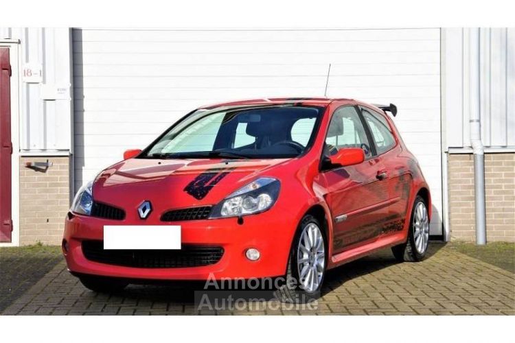 Renault Clio III 2.0 16v 200ch Sport - <small></small> 15.900 € <small>TTC</small> - #1