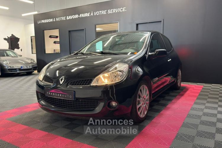 Renault Clio III 2.0L 16V 200ch Sport - <small></small> 14.990 € <small>TTC</small> - #8