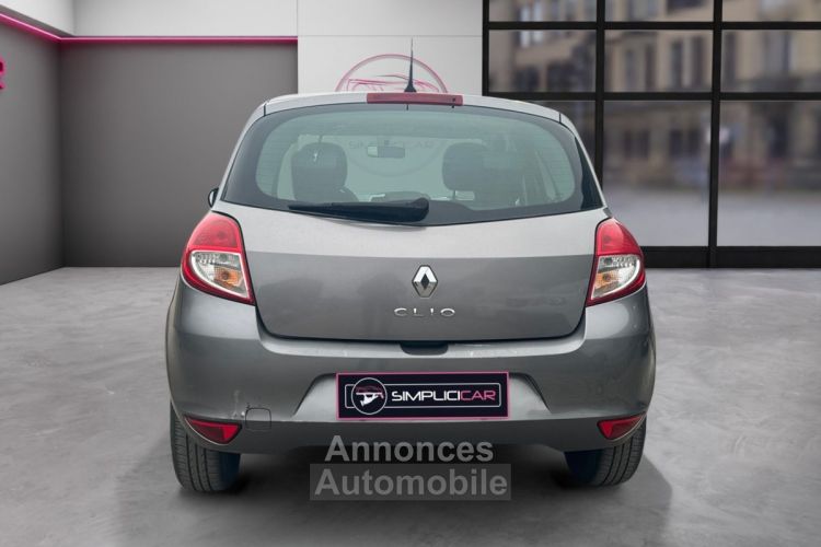 Renault Clio III 5 portes - <small></small> 3.490 € <small>TTC</small> - #6