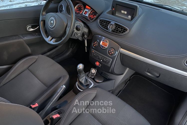 Renault Clio III (B/C85) 1.2 16v 75ch 20th eco² 3p - <small></small> 5.500 € <small>TTC</small> - #8