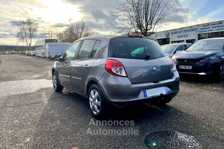 Renault Clio III (B/C85) 1.2 TCe 100ch Exception 5p - <small></small> 4.490 € <small>TTC</small> - #4