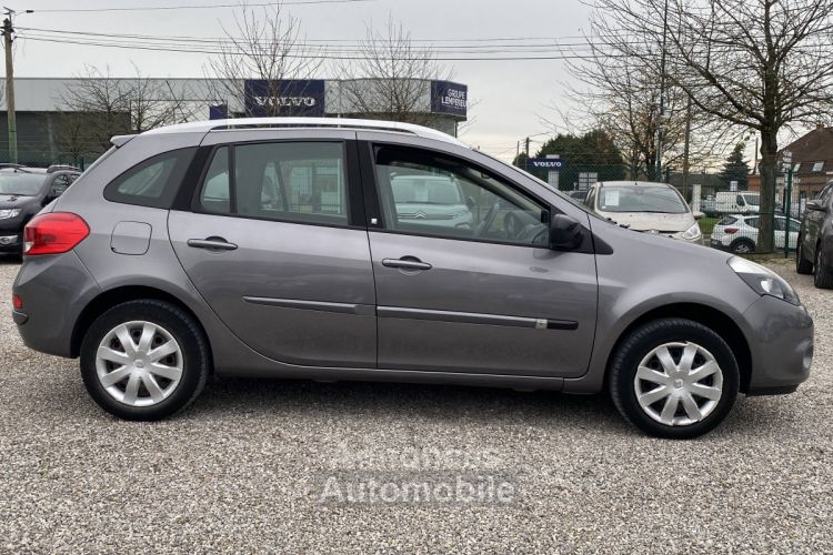 Renault Clio III (B/C85) 1.5 dCi 75ch 20th eco² 5p - <small></small> 5.500 € <small>TTC</small> - #2