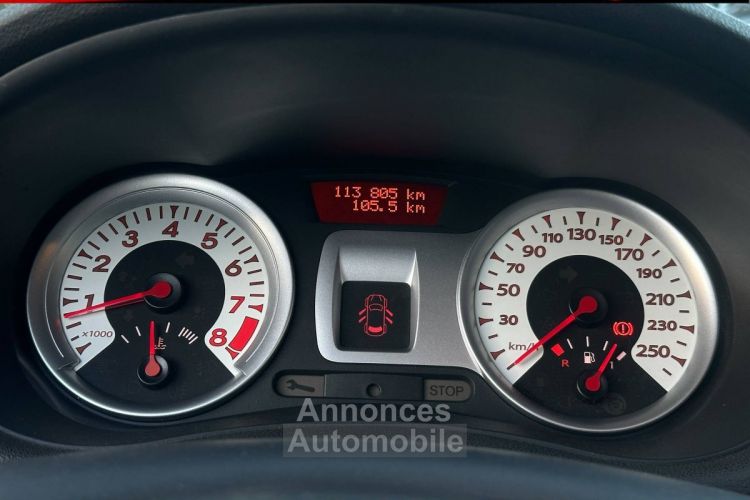 Renault Clio III (B/C85) 1.6 16v 128ch GT 3p - <small></small> 7.990 € <small>TTC</small> - #13