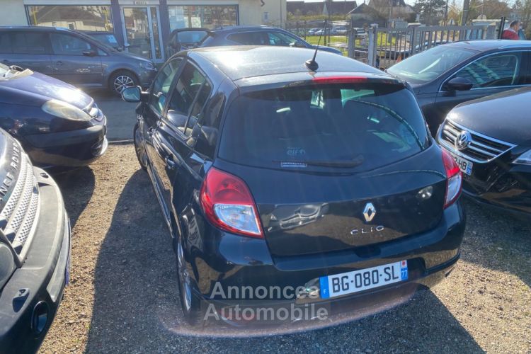 Renault Clio III dCi 105 eco2 Exception TomTom - <small></small> 5.490 € <small>TTC</small> - #3