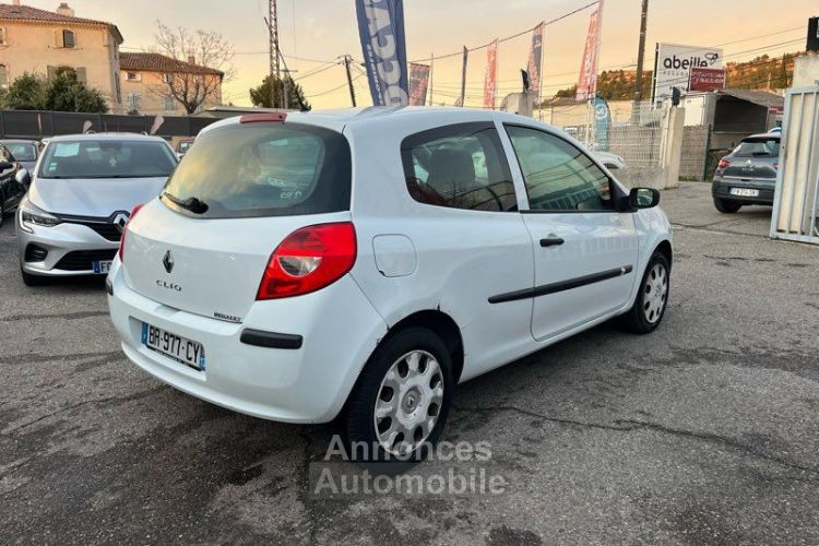 Renault Clio iii dci 70 cv - <small></small> 2.490 € <small>TTC</small> - #4