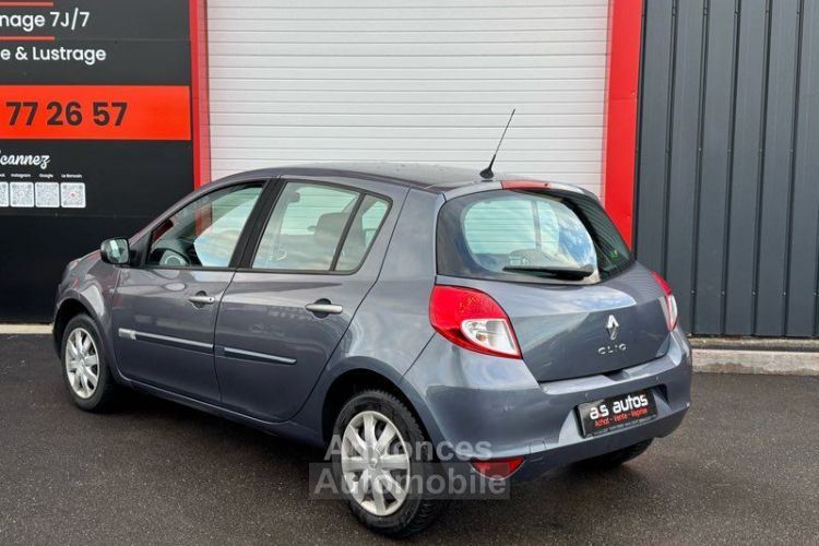 Renault Clio III phase 2 1.2 TCE 16v eco 101cv dynamique faible kms crit’air 1 Clim- vitre électrique ère main reprise - - <small></small> 5.890 € <small>TTC</small> - #2