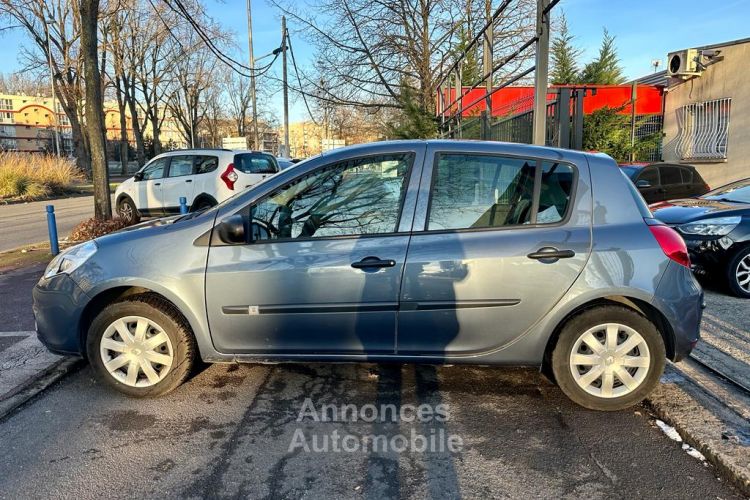 Renault Clio III Phase 2 1.5 DCI 75 AUTHENTIQUE - <small></small> 4.995 € <small>TTC</small> - #3