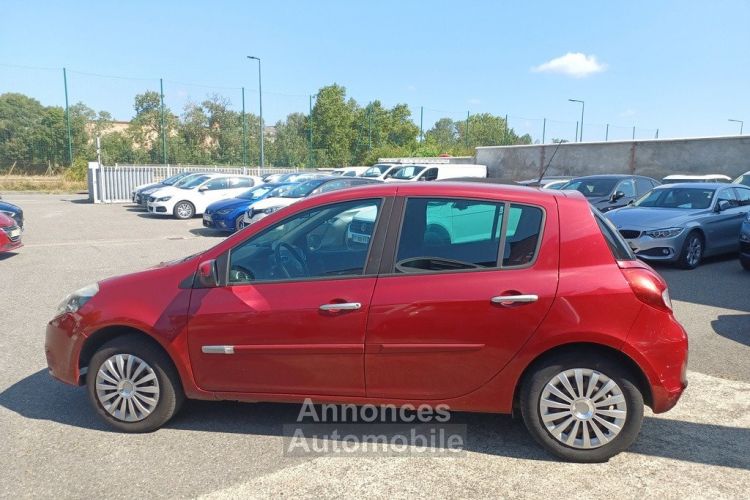 Renault Clio III PHASE 2 1.5 DCi DYNAMIQUE TOMTOM - 5 PORTES HISTORIQUE COMPLET - <small></small> 4.990 € <small>TTC</small> - #3