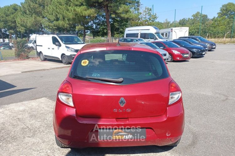 Renault Clio III PHASE 2 1.5 DCi DYNAMIQUE TOMTOM - 5 PORTES HISTORIQUE COMPLET - <small></small> 4.990 € <small>TTC</small> - #5