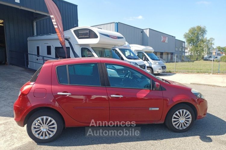 Renault Clio III PHASE 2 1.5 DCi DYNAMIQUE TOMTOM - 5 PORTES HISTORIQUE COMPLET - <small></small> 4.990 € <small>TTC</small> - #7