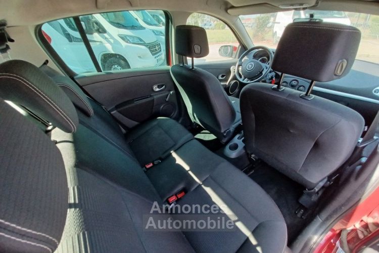 Renault Clio III PHASE 2 1.5 DCi DYNAMIQUE TOMTOM - 5 PORTES HISTORIQUE COMPLET - <small></small> 4.990 € <small>TTC</small> - #9