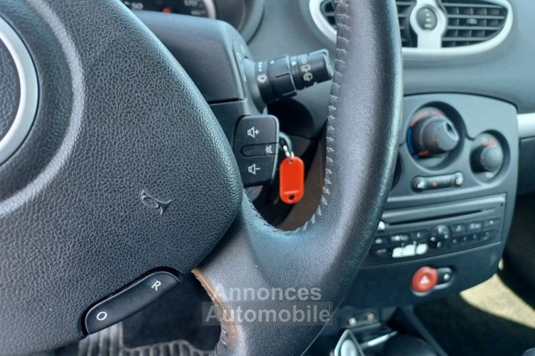 Renault Clio III PHASE 2 1.5 DCi DYNAMIQUE TOMTOM - 5 PORTES HISTORIQUE COMPLET - <small></small> 4.990 € <small>TTC</small> - #18