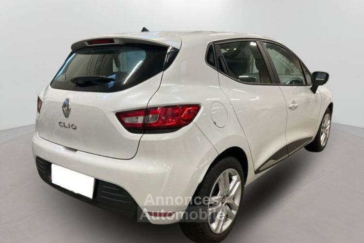 Renault Clio IV 0.9 TCe 90 ZEN - <small></small> 10.690 € <small>TTC</small> - #2