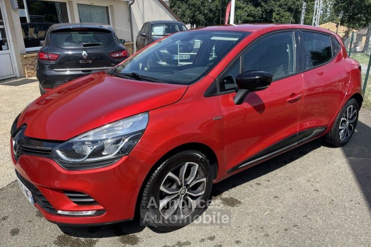 Renault Clio IV 0.9 TCE 90CH LIMITED 5P - <small></small> 9.490 € <small>TTC</small> - #1