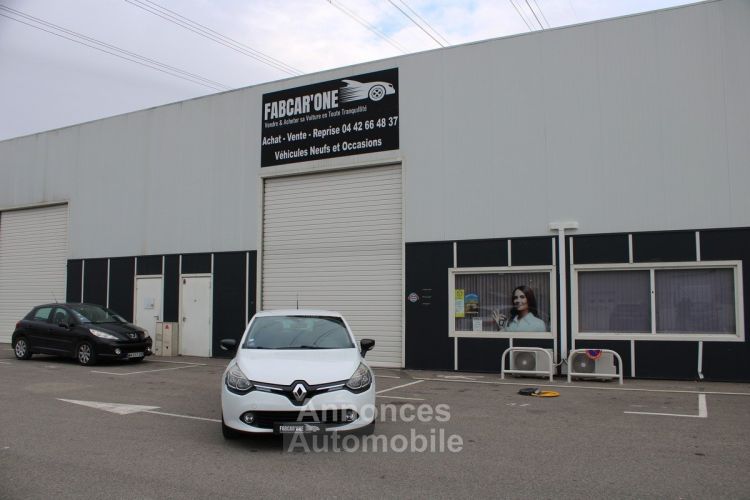 Renault Clio iv - 0.9i tce 90ch limited garantie 12 mois - <small></small> 7.990 € <small>TTC</small> - #23