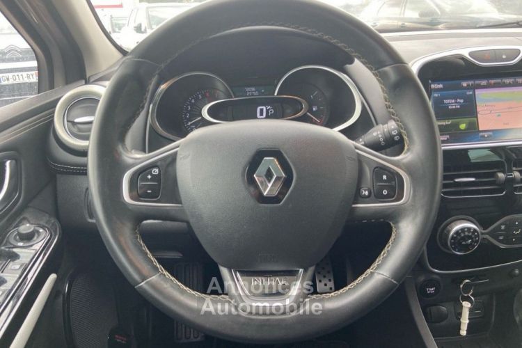 Renault Clio IV 1.2 120 EDC INITIALE PARIS - <small></small> 13.580 € <small>TTC</small> - #24