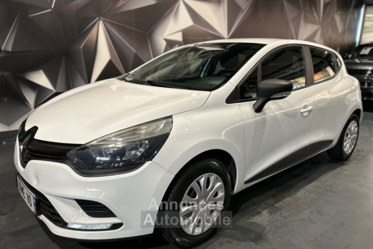 Renault Clio IV 1.2 16V 75CH LIFE 5P - <small></small> 8.690 € <small>TTC</small> - #1