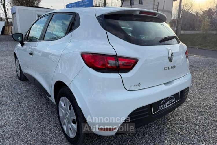 Renault Clio IV 1.5 DCI 75 ENERGY AIR 5P 1 ERE MAIN HISTORIQUE D ENTRETIEN - <small></small> 6.790 € <small>TTC</small> - #3