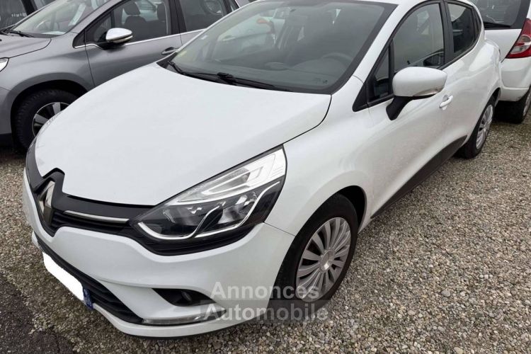 Renault Clio IV 1.5 dCi 90ch Business 82g 5p - <small></small> 11.490 € <small>TTC</small> - #1