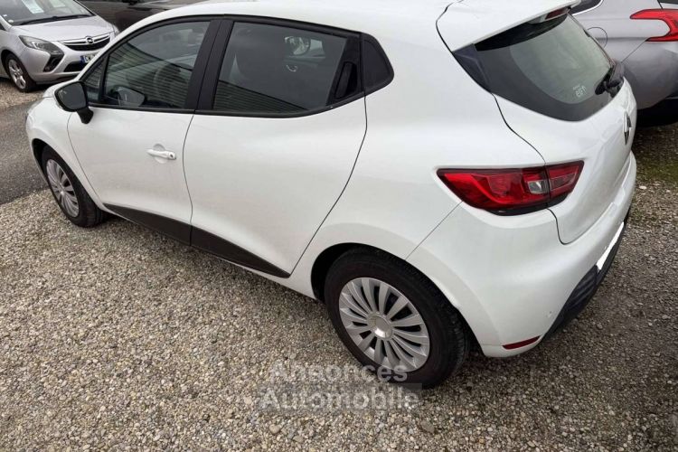 Renault Clio IV 1.5 dCi 90ch Business 82g 5p - <small></small> 11.490 € <small>TTC</small> - #4