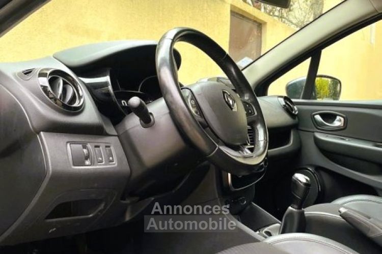 Renault Clio IV (2) 0.9 TCE 90 ENERGY INTENS *Entretien Octobre 2024* - <small></small> 8.490 € <small>TTC</small> - #19