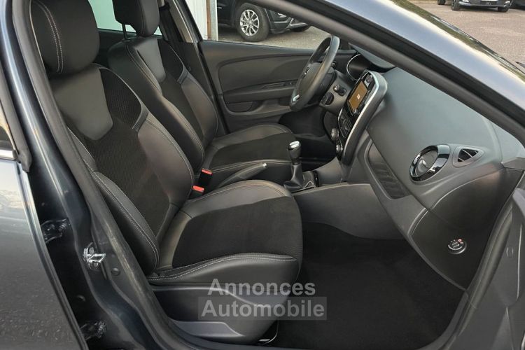 Renault Clio IV (2) TCE 90 Intens Première main 23600 km R-Link Caméra Park Assist Keyless Feux LED Tissu + Cuir GPS Bluetooth Révision complète Garantie 6 mois - <small></small> 12.490 € <small>TTC</small> - #8