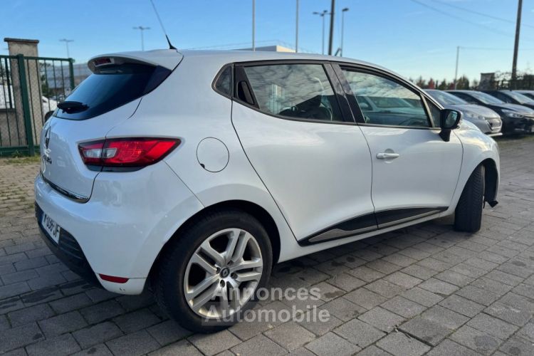 Renault Clio IV (B98) 1.5 dCi 90ch energy Zen 82g 5p - <small></small> 10.990 € <small>TTC</small> - #2